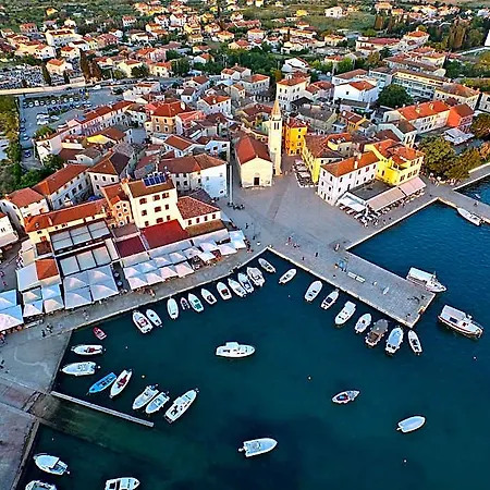1397 Fažana